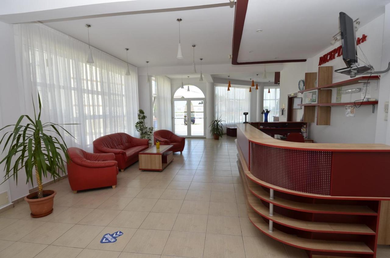 Hotel Intim Costinești Εξωτερικό φωτογραφία
