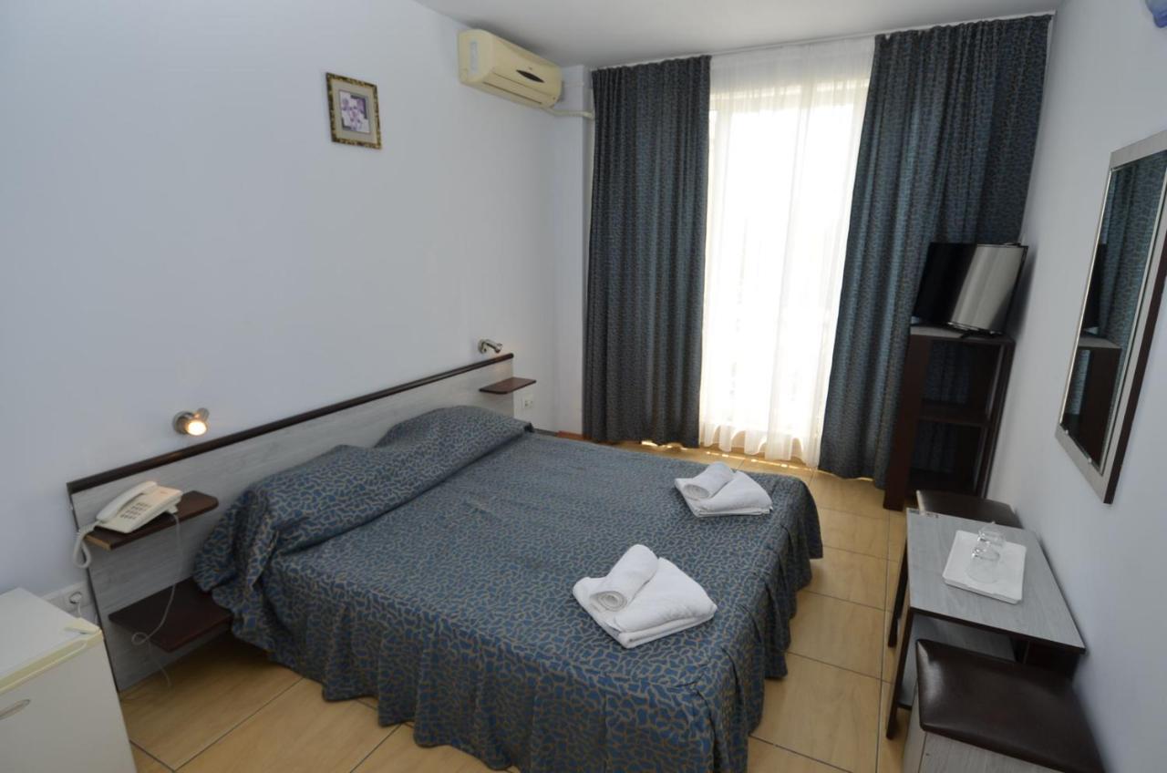 Hotel Intim Costinești Εξωτερικό φωτογραφία