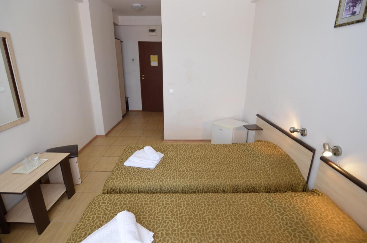 Hotel Intim Costinești Εξωτερικό φωτογραφία