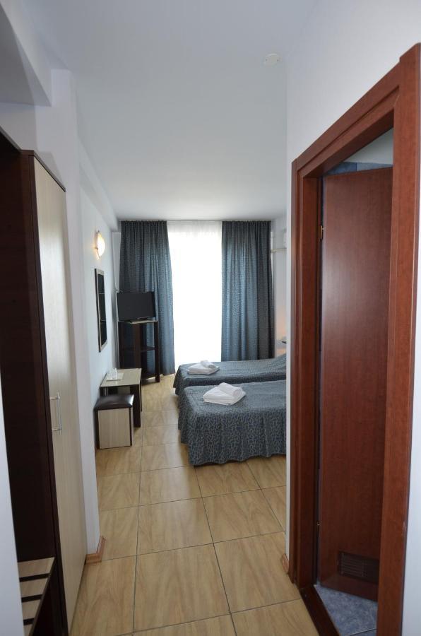 Hotel Intim Costinești Εξωτερικό φωτογραφία