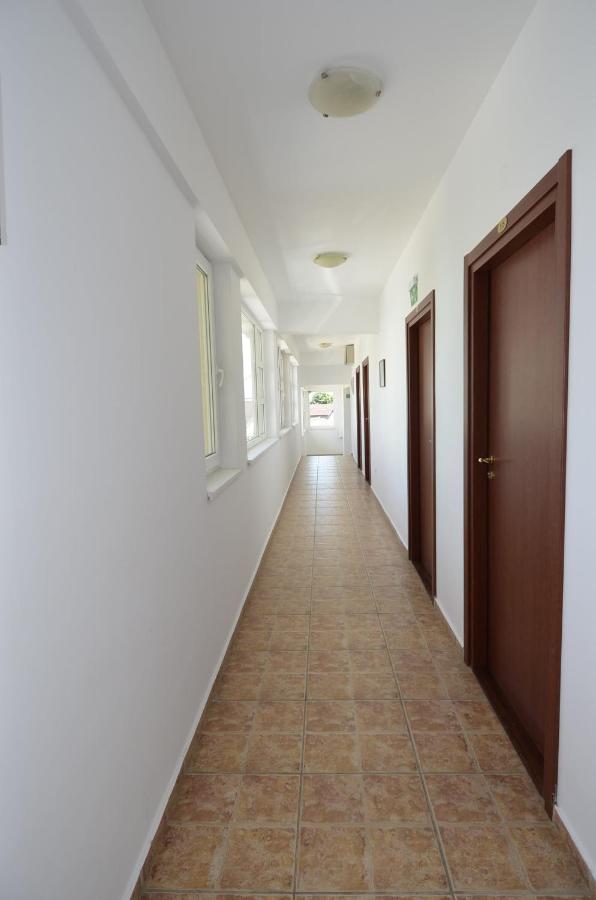 Hotel Intim Costinești Εξωτερικό φωτογραφία