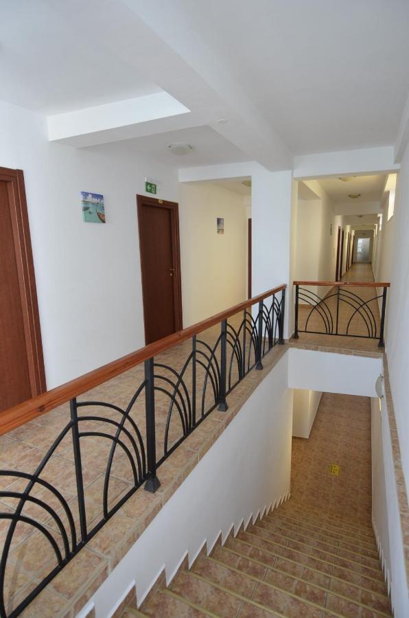 Hotel Intim Costinești Εξωτερικό φωτογραφία