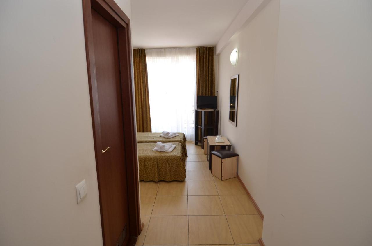 Hotel Intim Costinești Εξωτερικό φωτογραφία